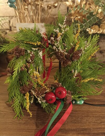 BYLINKY, FLORISTIKA A PŘÍRODNÍ VĚNCE NA DVEŘE OSTRAVA